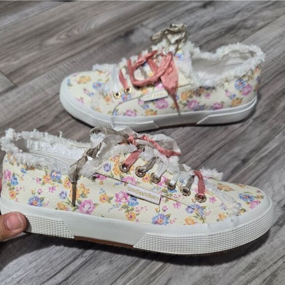 Superga x LoveShackFancy 2750 Flower Fringed Sneakers Sz 8 - Picture 3 of 16